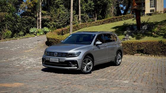 VOLKSWAGEN TIGUAN 2.0 350 TSI GASOLINA ALLSPACE R-LINE 4MOTION DSG VOLKSWAGEN TIGUAN 2.0 350 TSI GASOLINA ALLSPACE R-LINE 4MOTION DSG